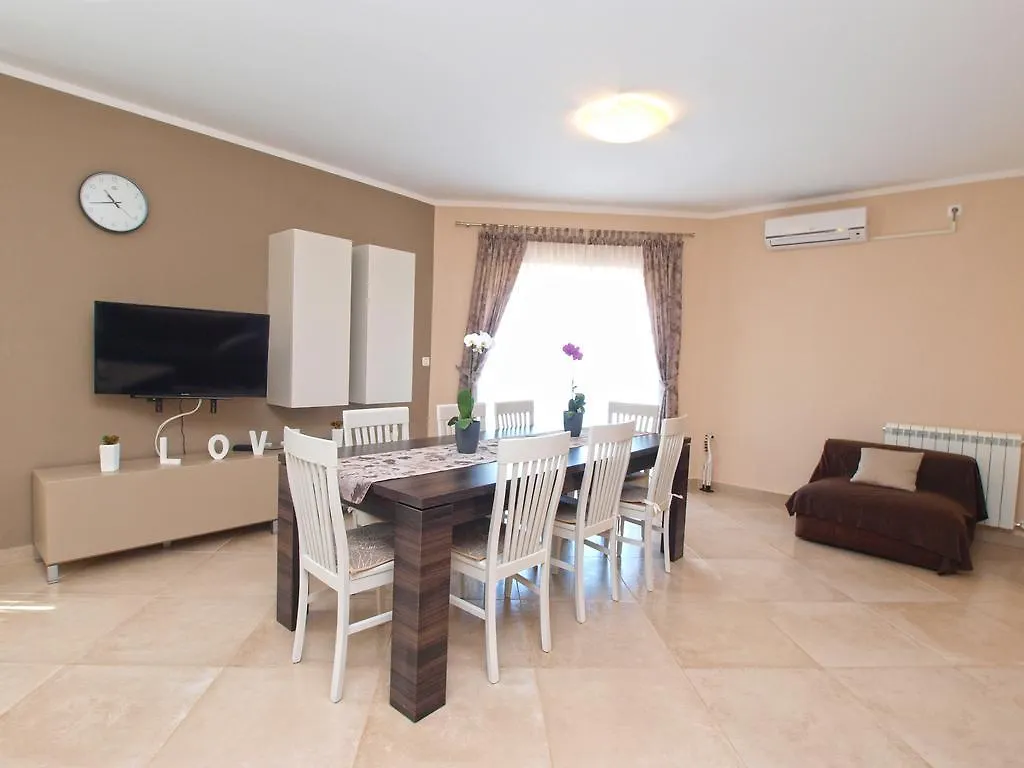 Apartment Roberto 1386 Galizana